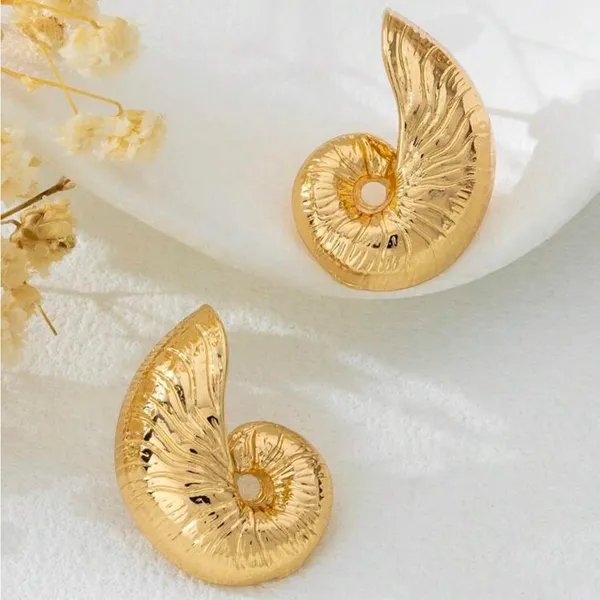 Gold Shell Earrings - Image 3