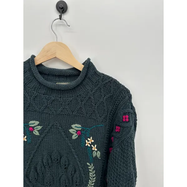 Vintage LL Bean Embroidered Floral Sweater Womens S Cottagecore Knit Grandmacore - Image 6