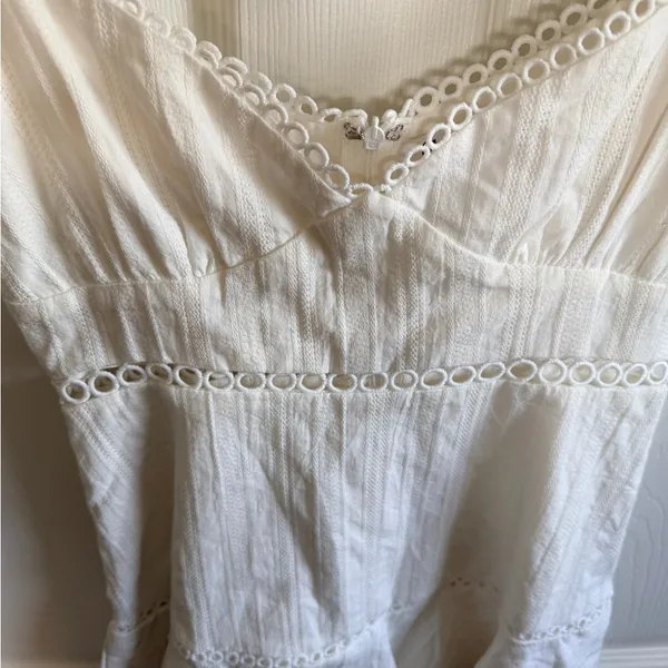 Showpo White Lace Trim Peasant Dress - Image 4