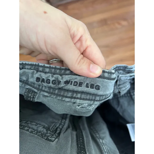 American Eagle Baggy Wide Leg Cargo Pants Washed Grey‎ Size 2 Regular Stretch - Image 3