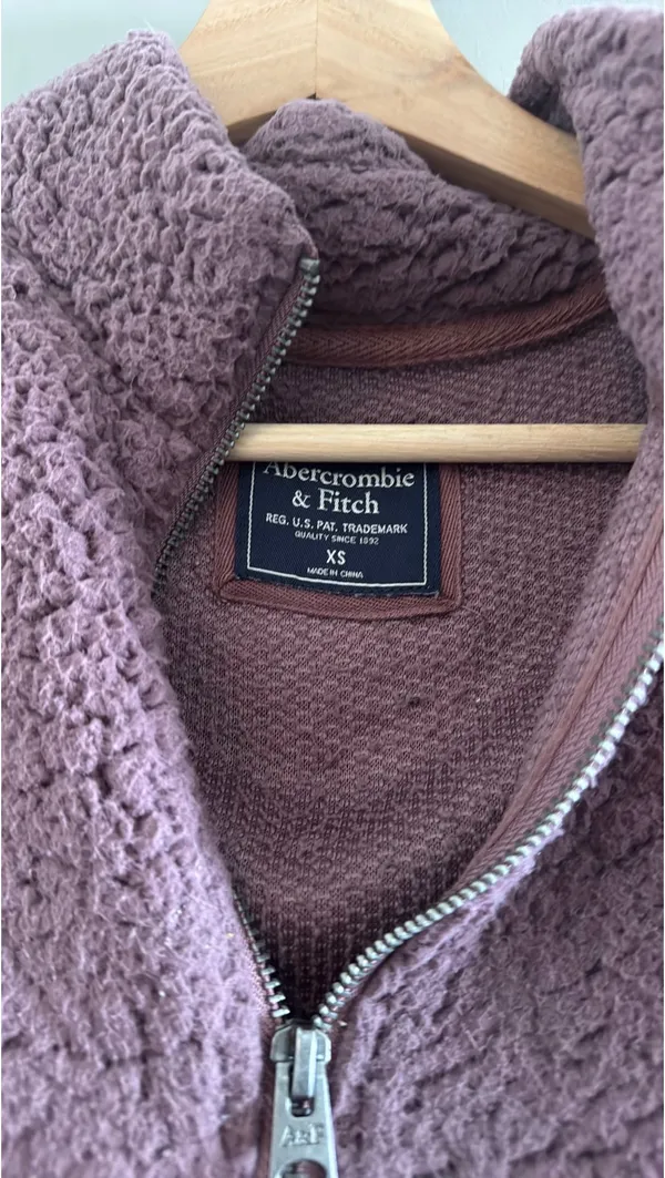 Half-Zip Abercrombie Sherpa Pullover - Image 2