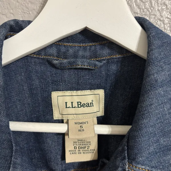 L.L. Bean Womens Size Small Denim Barn Coat Blue 1821 - Image 2