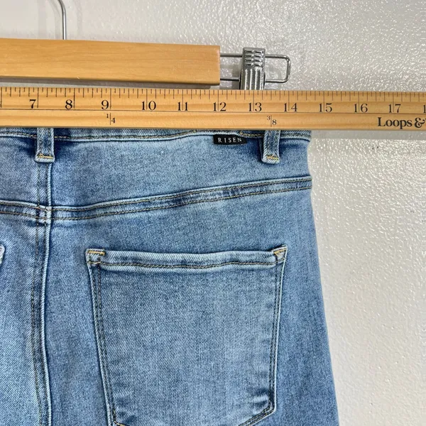 Risen High Rise Wide Cuffed Jeans 22" Inseam‎ Petite Crop Capri Women 11 / 30 - Image 7
