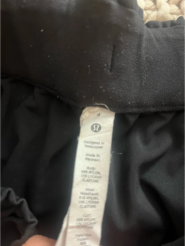 Lululemon black joggers - Image 3