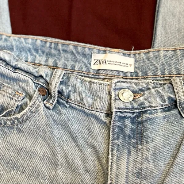 Zara Light Wash High-Rise Ripped Jeans - Image 5
