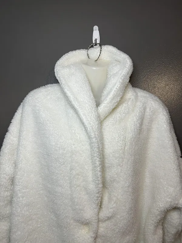 PJ Salvage Coat Womens XL White Faux Fur Sherpa Fleece Button Front Long Cozy - Image 4