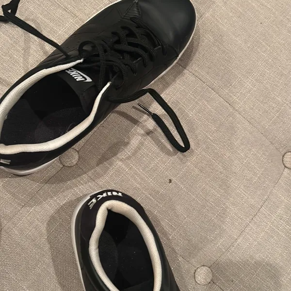 Nike Black‎ Leather Sneakers - Image 4