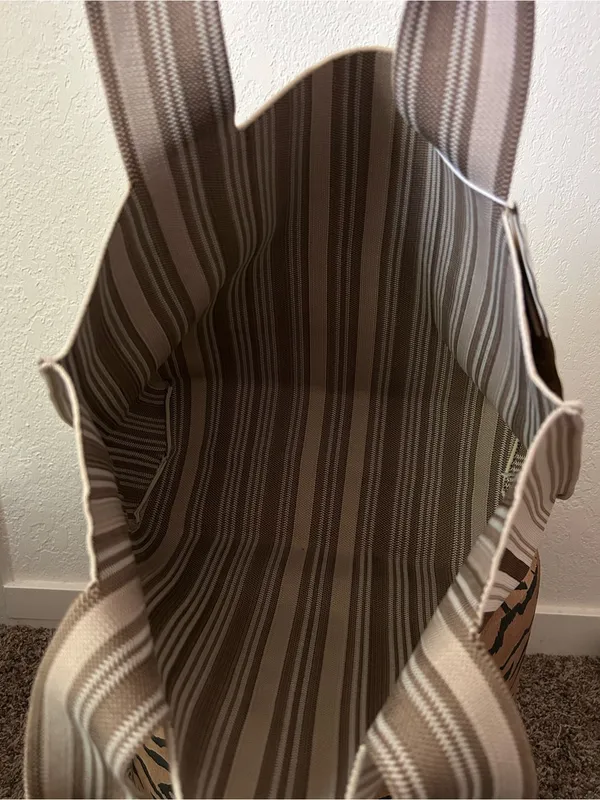 NEW Vivere Striped Reusable Woven Tote Bag - Image 5