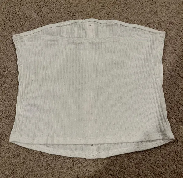 American Eagle Outfitters Ribbed Tube Top - Image 4