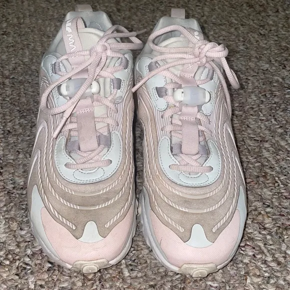 Womens Nike Air Max 270 React Photon Pink - Image 2