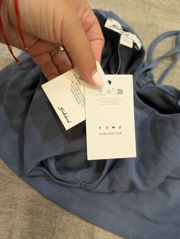 NWT Subdued Blue Spaghetti Strap Ruched Top Size M Size M - Image 4