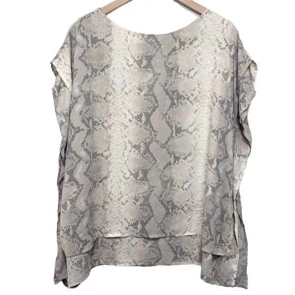 Women's Buckle Black cream snake print chiffon layered blouse top size large - Image 5