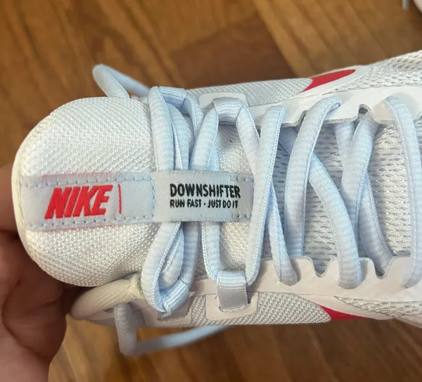 Nike shoes - Image 6