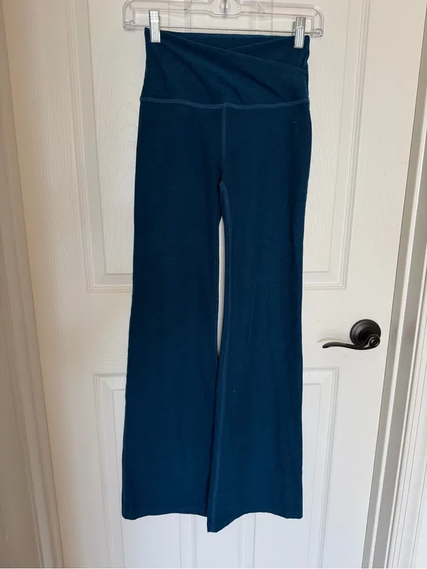 Beyond Yoga Spacedye At Your Leisure Bootcut Pant Blue Crossover Waist XS - Image 3