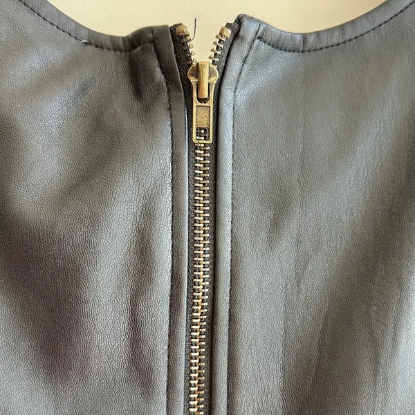 Kirious Faux Vegan Leather Cropped Tank Top, Black Tank, Women’s Size Large - Image 15