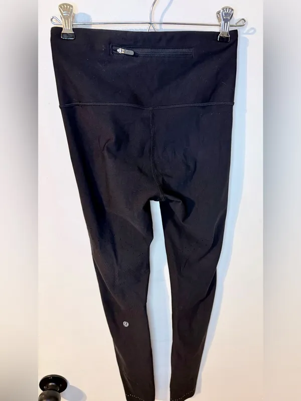 Lululemon Black High Rise Leggings Size 4 27” Inseam Zip Pocket - Image 9