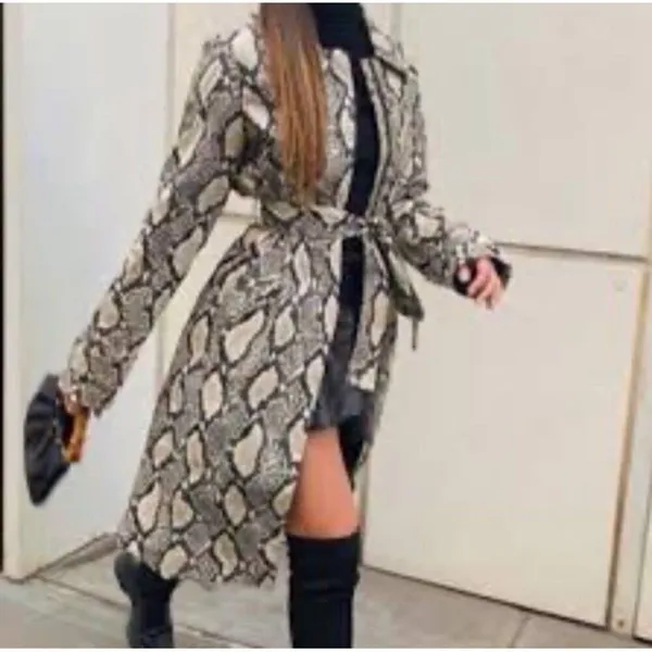 Choosy NWT Women Small Faux Snakeskin Leather Trench Coat Duster Jacket Chic - Image 3