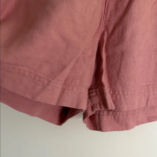 Old Navy High-Waist Shorts in Dusty Rose - Image 4