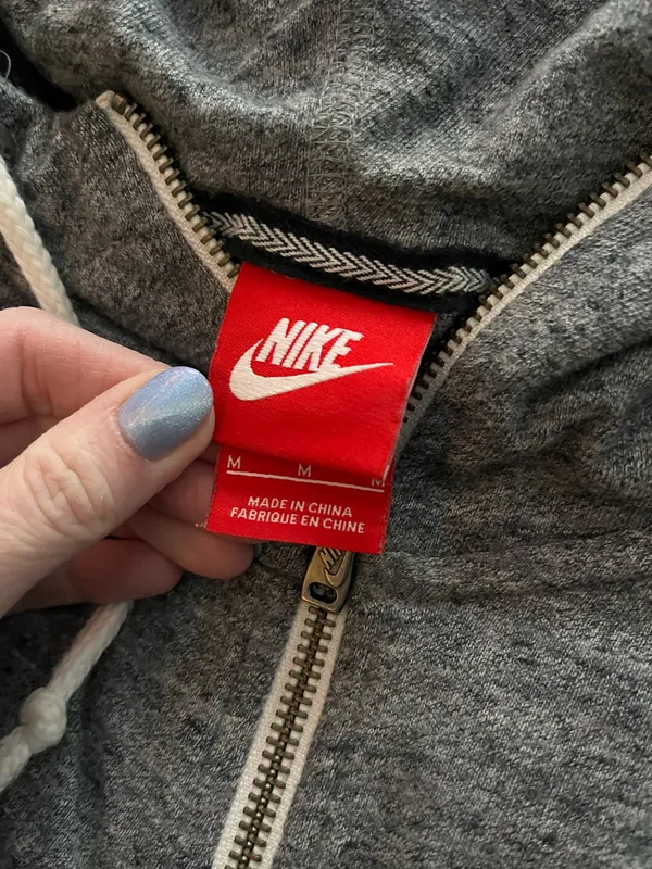 Nike Zip-Up Hoodie - Image 3