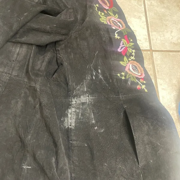 Metrostyle Black Suede‎ Embroidered Floral Jacket Sz M Hook Eye Coat STAINS! - Image 8