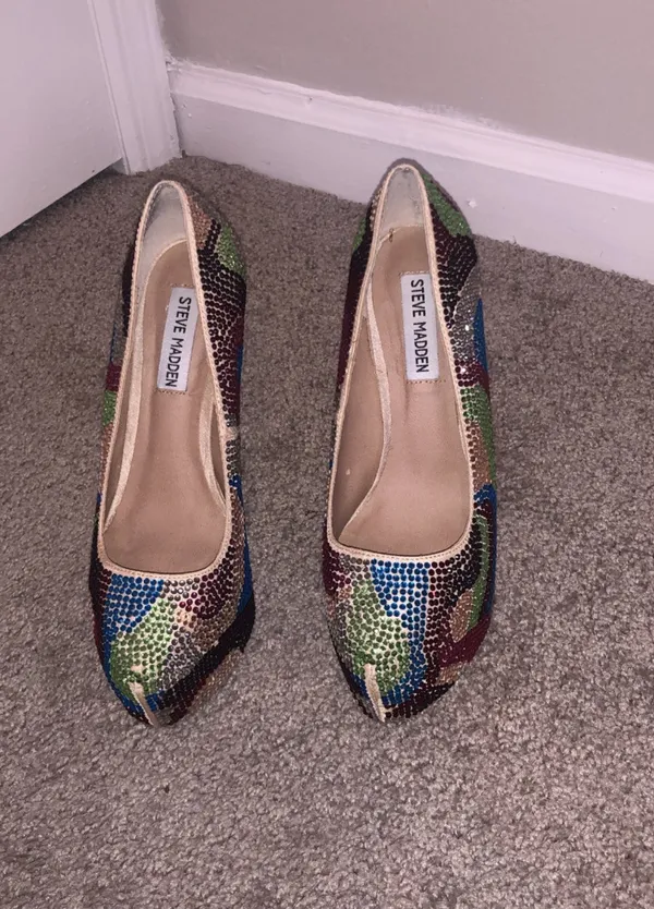 Steve Madden Dyvinal Rhinestone Heels 6.5 - Image 3