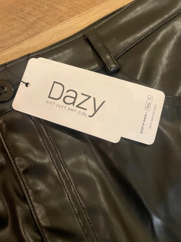 NWT! Dazy Black Faux Leather Mini Skirt - Sleek Women's Skirt Size XL NEW! - Image 4