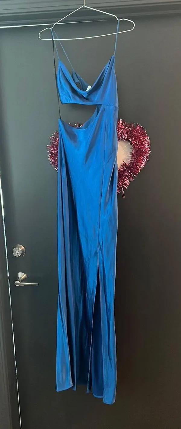 Hello Molly Blue Formal Dress - Image 3