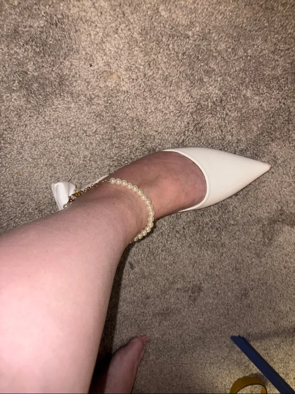 New Pointed Toe Slingback flats in crisp white with bow size 10 - Image 3
