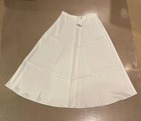 ZARA A-line Midi Satin Skirt Size M - Image 3