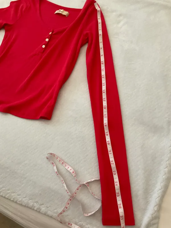 Hollister Corp Thirty’s - Image 6
