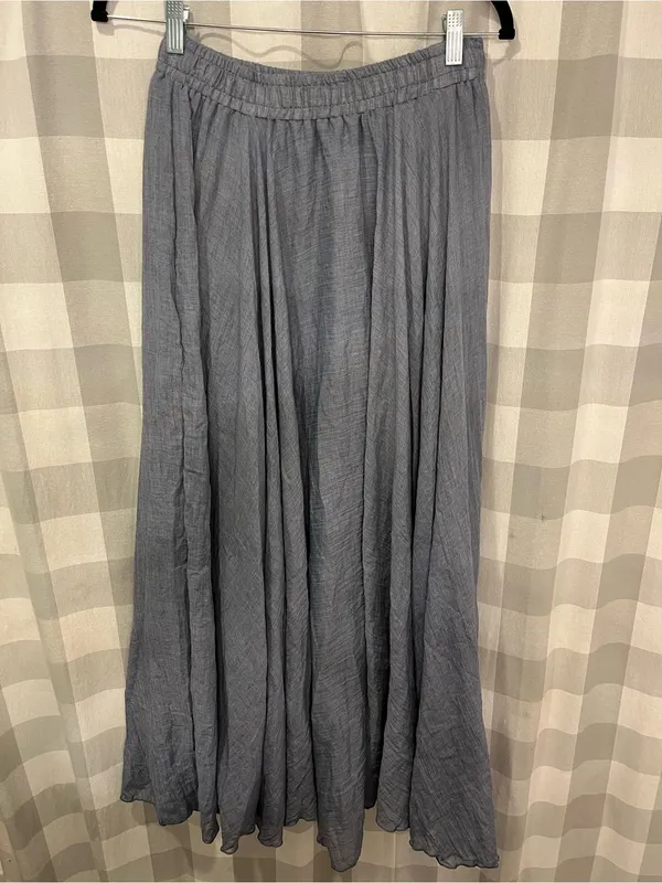 Flowing Gray Maxi Skirt with Elastic Waist - Image 5