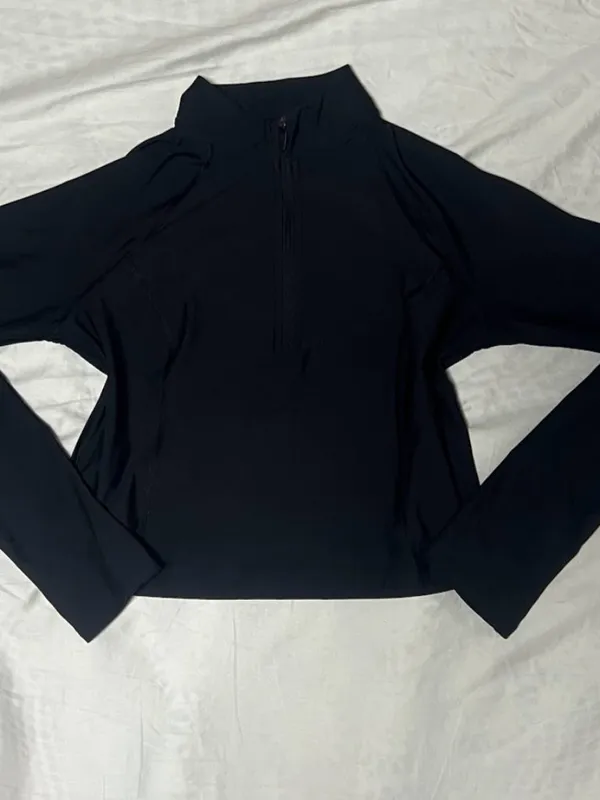 Old Navy Active Powersoft Black Quarter Zip Workout Top M Athleisure - Image 2