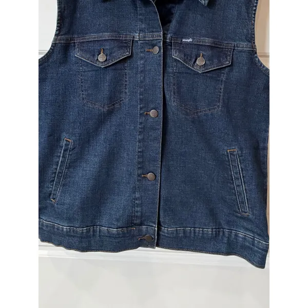 Wrangler Blue Denim‎ Vest Medium Red Paisley Western Rodeo Cowgirl - Image 4