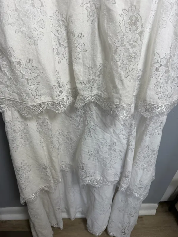 Premier White Lace Maxi Dress with Ruffle Sleeves - Image 3