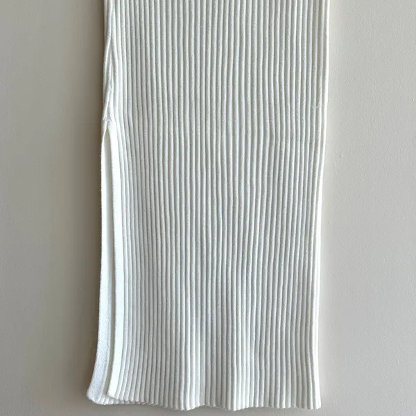 Amazon Women’s White Ribbed Sweater Midi Slit Skirt, Size Large - Image 13