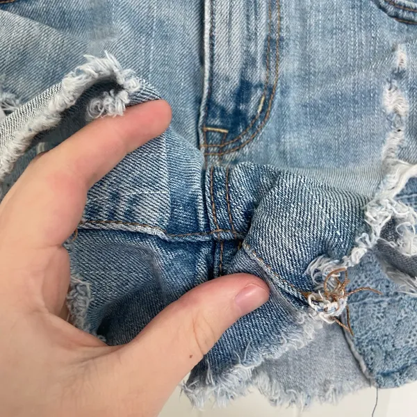 American Eagle women’s light wash blue denim‎ ripped hi-rise festival shorts 4 - Image 3