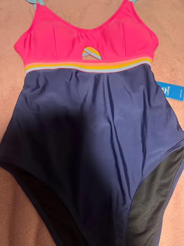 Cupshe one Peice swim  - Image 3