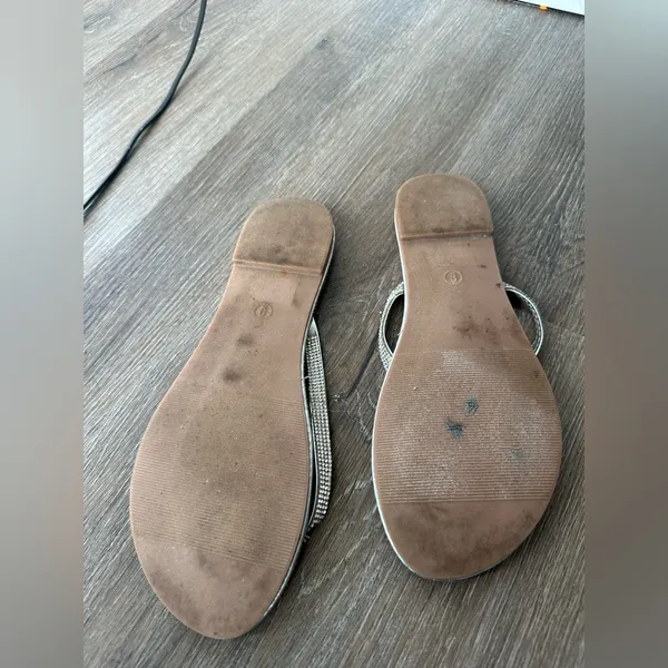 DB Studio Sandals Size 9 - Image 3