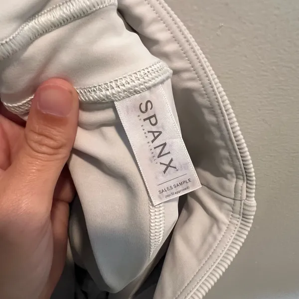 SPANX- Contour Rib Front Slit Skort White Size M - Image 6