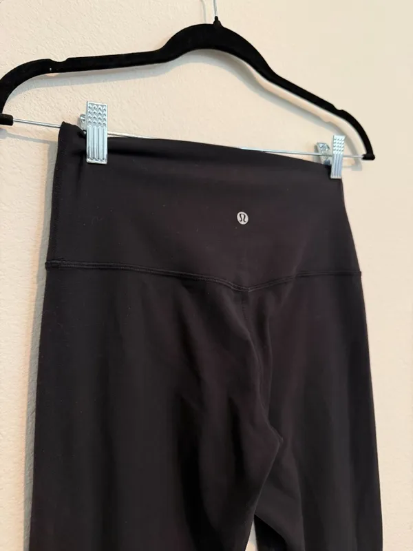 Lululemon Black High-Rise Leggings Size 8 - Image 3