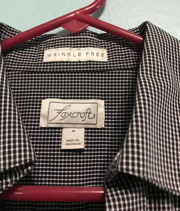 Essentials Buttonup - Image 2