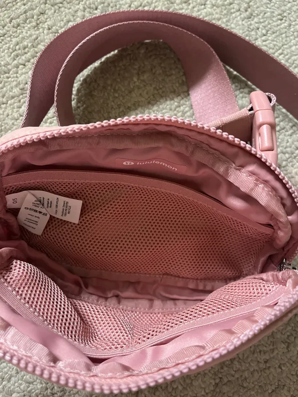 Lululemon Belt Bag  - Image 2