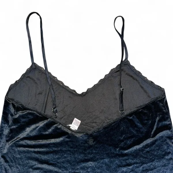Victoria's Secret Black Velour Slip Dress L - Image 4