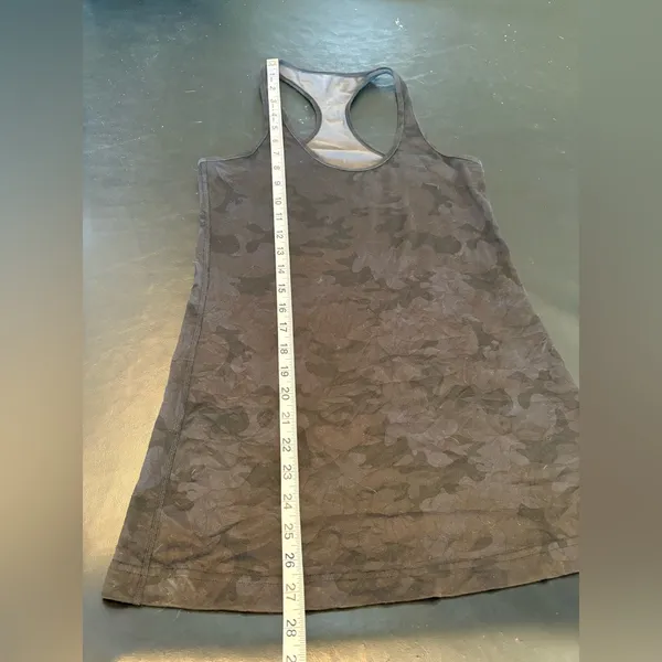LuluLemon Black Camo Align Tank size 8 (per measurement) - Image 8