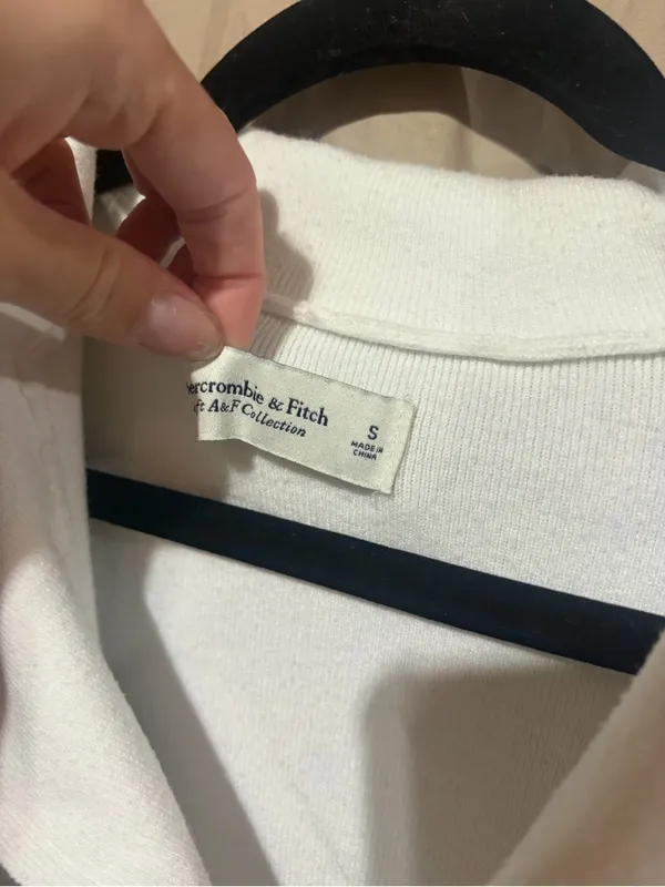 Abercrombie & fitch crewneck sweater - Image 2