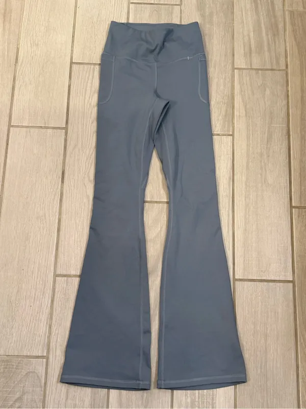 Under Armour Slate Blue Boot-Cut High-Waist Flare Leggings - Image 3