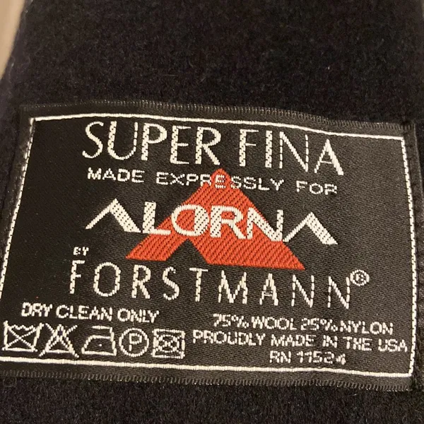ALORNA Long Women Coat-long 48/50” bust 42” comes with padded on both side - Image 12