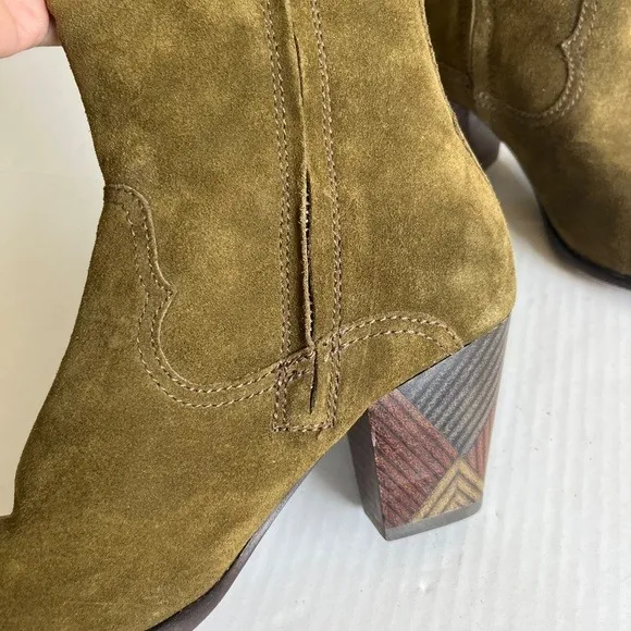 Frye Reed Sz 7M Olive Green Suede Side Zipper Tall Casual Dress Heeled Boots - Image 9