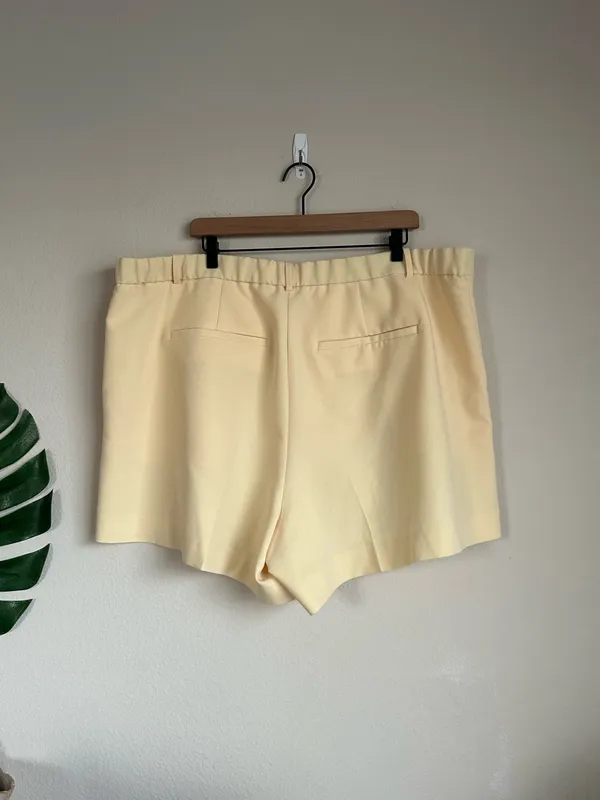Abercrombie & Fitch Sloane Tailored Shorts - Image 6