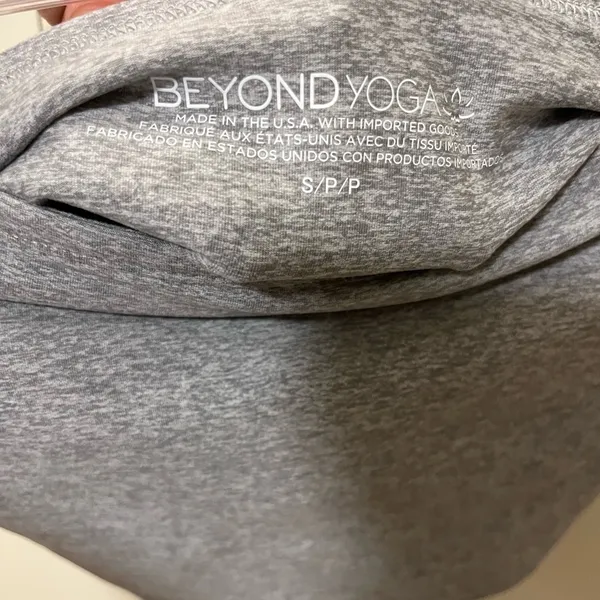 NWT Beyond Yoga Spacedye Line Up Strapless Cropped Top Silver White Stripe S - Image 8